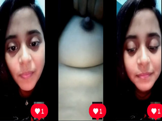 CUTE YOUNG GF SHOWING PERKY BOOBS & HAIRY PUSSY ON VC