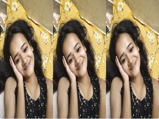 Beautiful Slim Cute Horny Indian Gf Riding Moaning