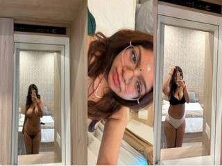 Chubby Malaysian tamil cutie boobs show and fingering