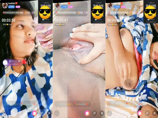 Telugu Aunty Vashika Paid VideoCall Sex Showing Boobs and Pussy