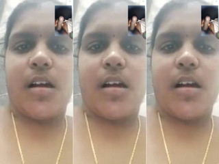 Tamil Horny Aunty Nude Show On Video Call