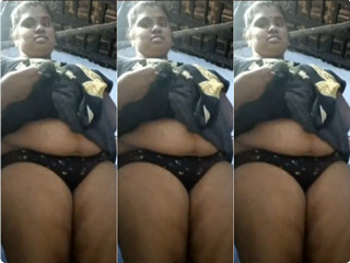 Chubby Tamil Aunty Showing Her Pussy On Video Call